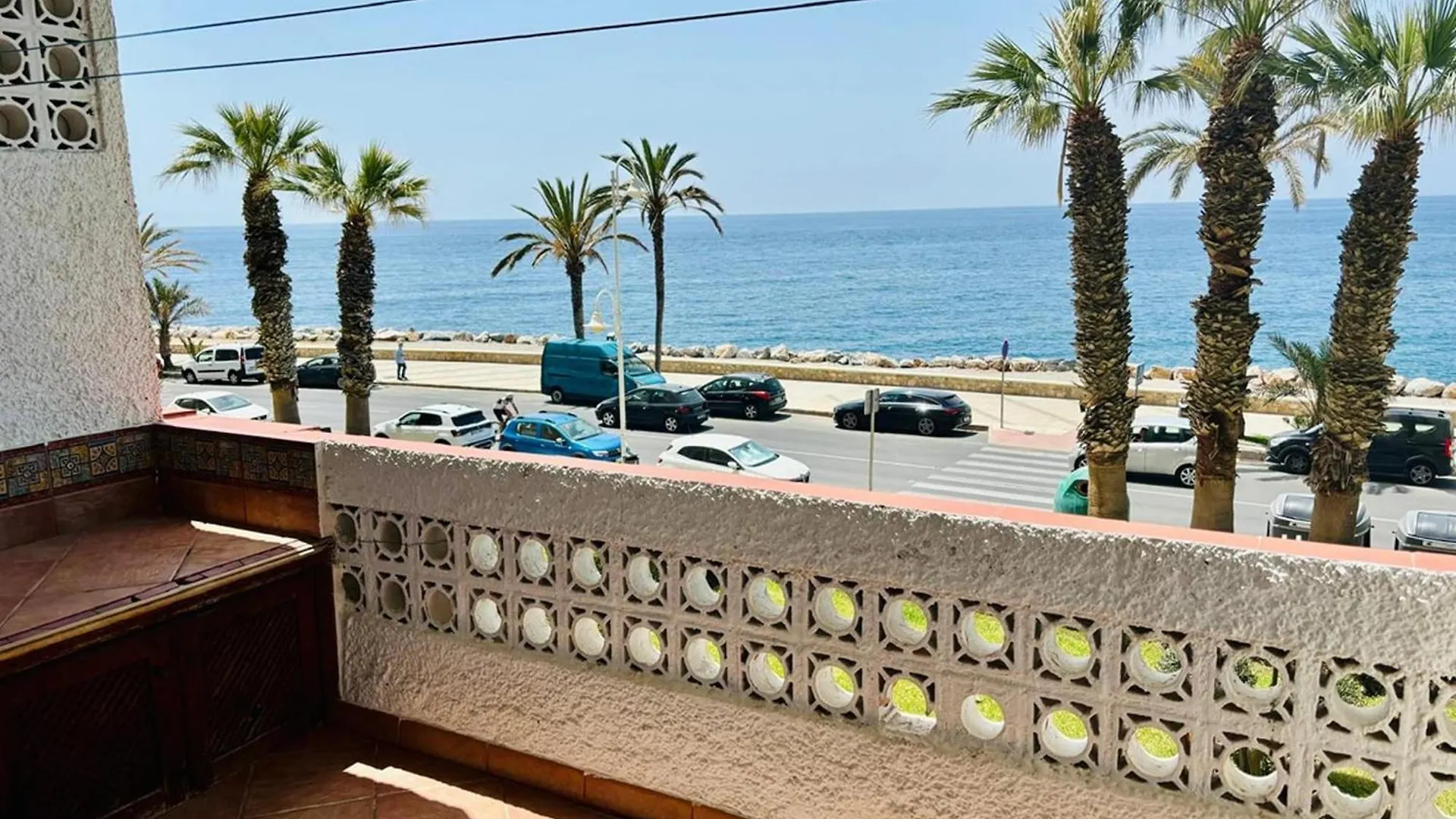 Magnificent Apartment On The Beachfront, Cleaning Included Almuñécar Spanje
