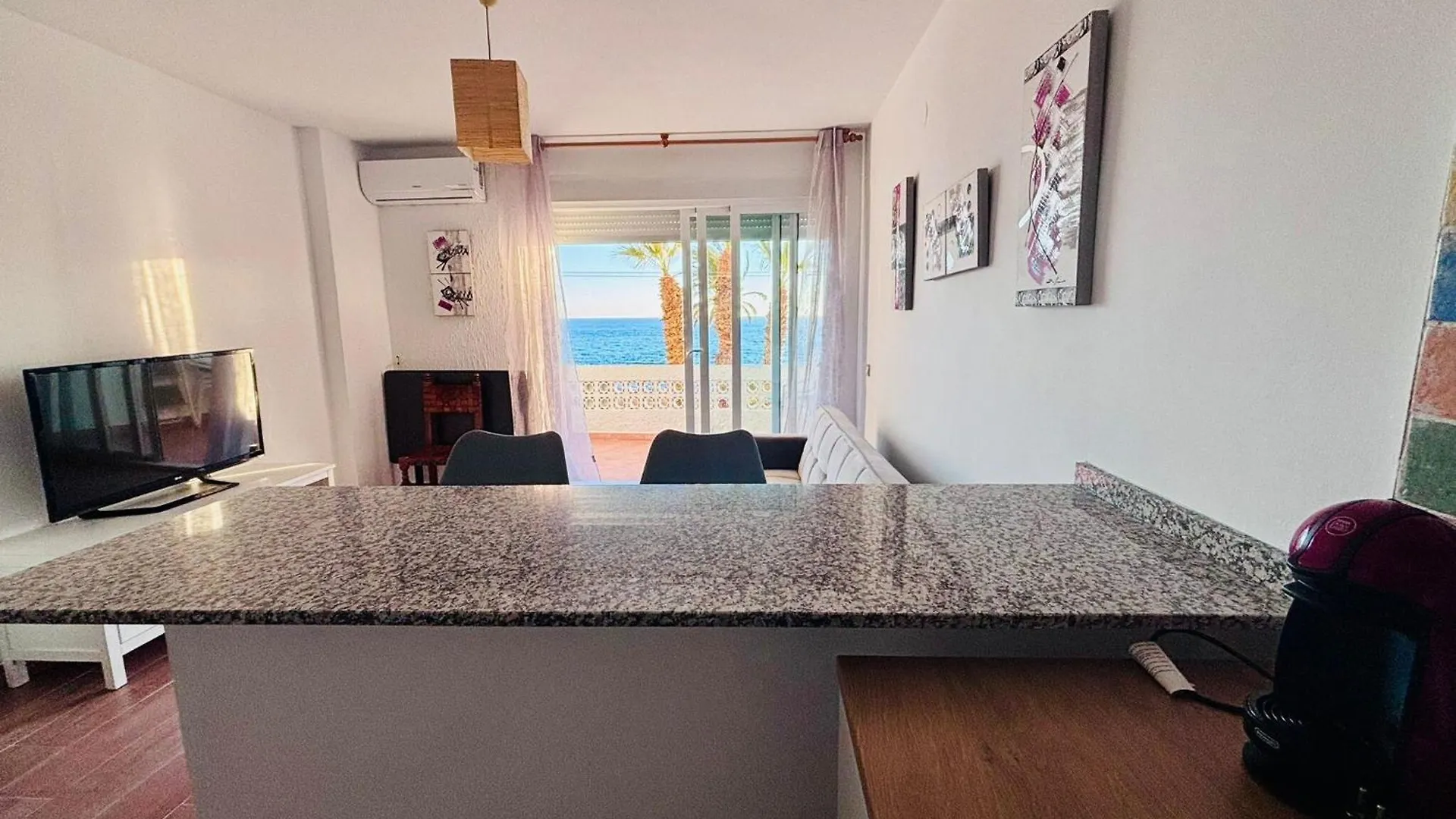 Magnificent Apartment On The Beachfront, Cleaning Included Almuñécar